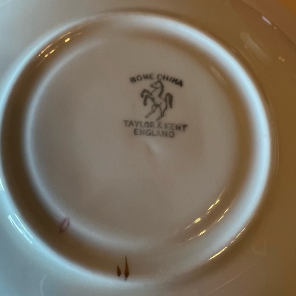 Vintage, Taylor & Kent tea cup saucer England - Picture 10 of 14